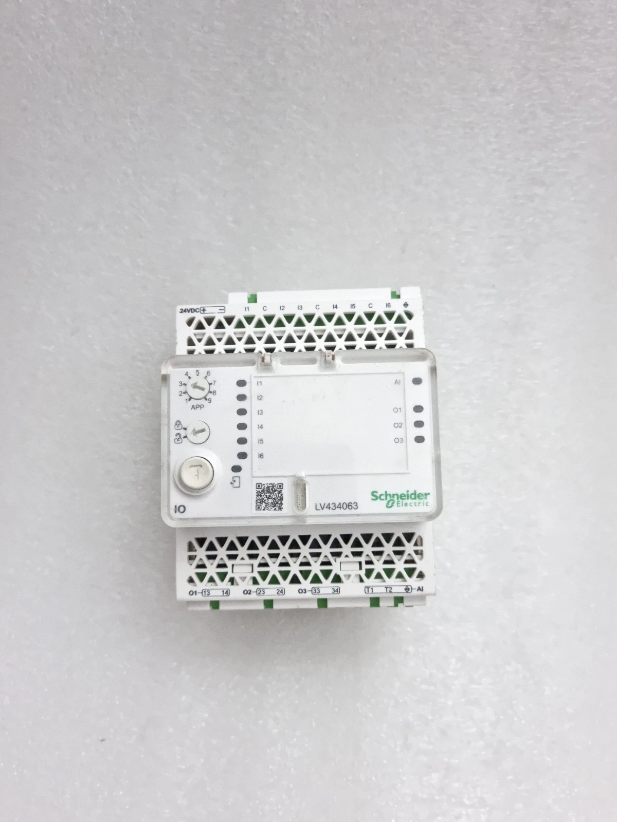 Schneider Electric LV434063 Input/Output Interface for LV Breaker 24Vdc LV434063
